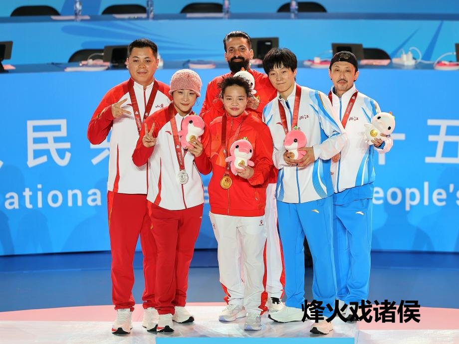 [图]霹雳舞女子组决赛 刘清漪战胜对手成功卫冕