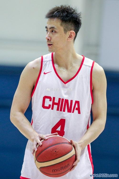 赵继伟11+6弗格15分 辽宁大胜福建40分之多