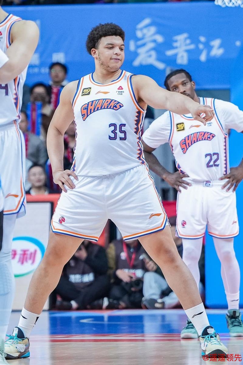 CBA-洛夫顿两双古德温高效 上海久事战胜北京控股