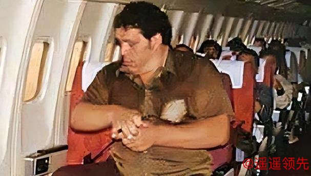 巨人安德雷：一口气喝156罐啤酒，去世后骨灰重量惊人，高达15斤