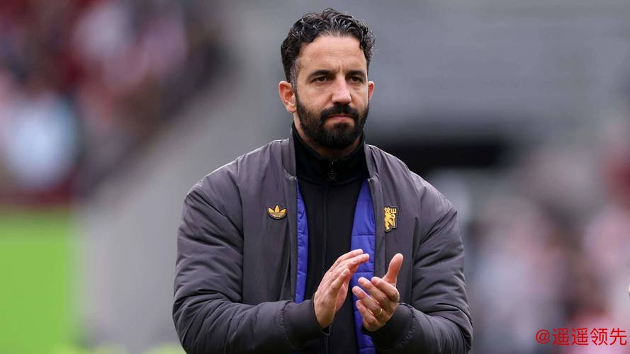 英超曼联足球俱乐部解雇主教练阿莫林