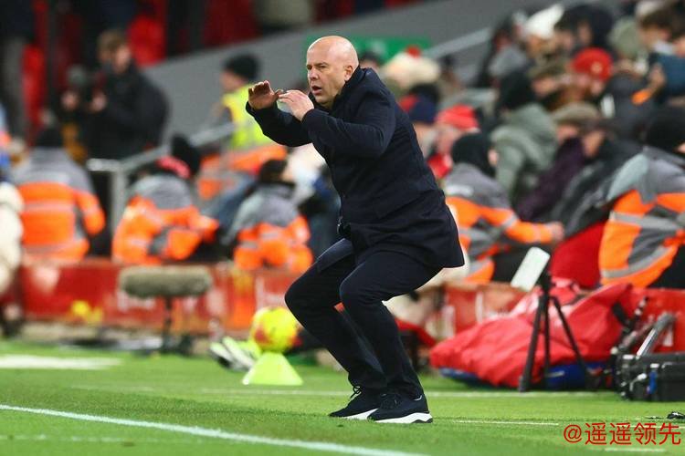 英超曼联足球俱乐部解雇主教练阿莫林